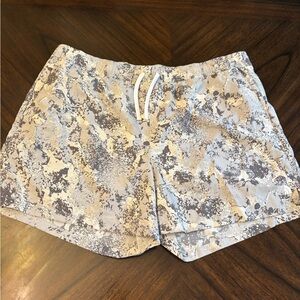 The North Face Mens Action Short 2.0 XXL High Rise Grey Moss Camo Print New